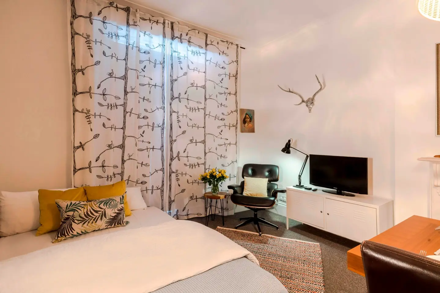 Camden Square Apartment, photo 12