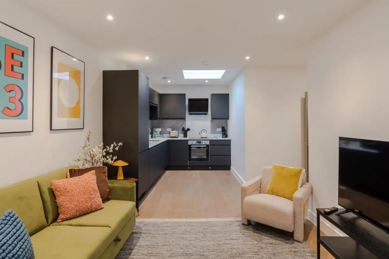 Cityscape Penthouse, photo 15