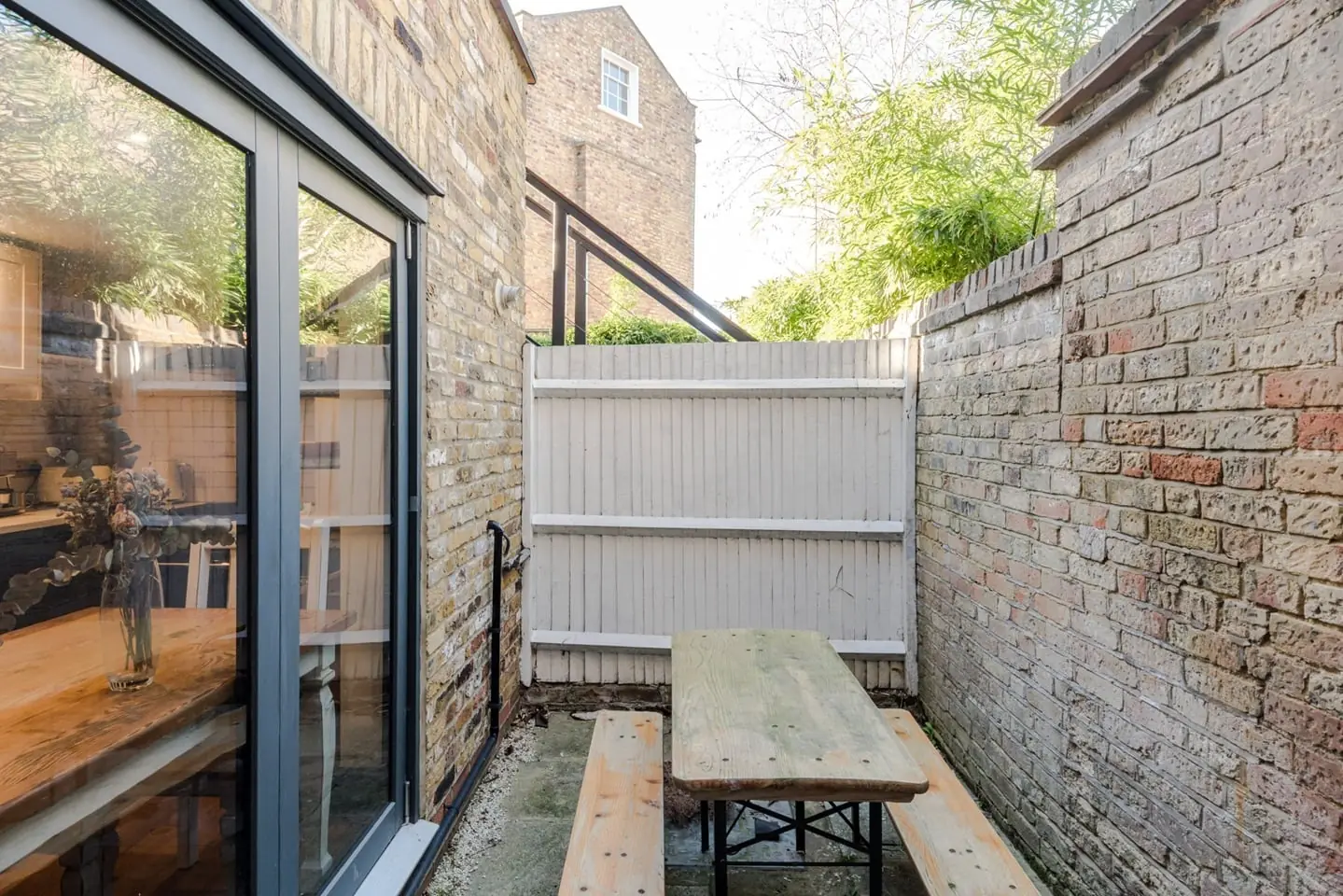 De Beauvoir Garden Apartment, photo 11