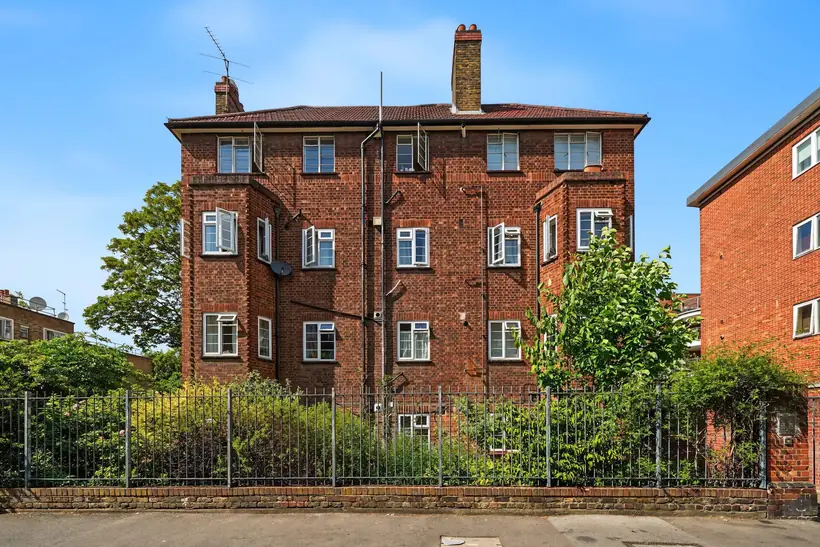 Hackney Family Apartment, photo 13