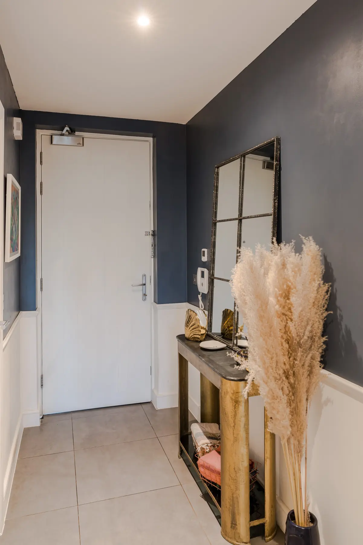 Hackney Wick Top Floor Apartment, photo 15
