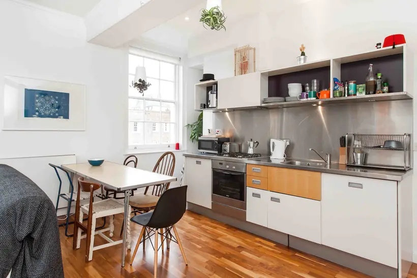 Hoxton Mid Century Apartment, photo 4