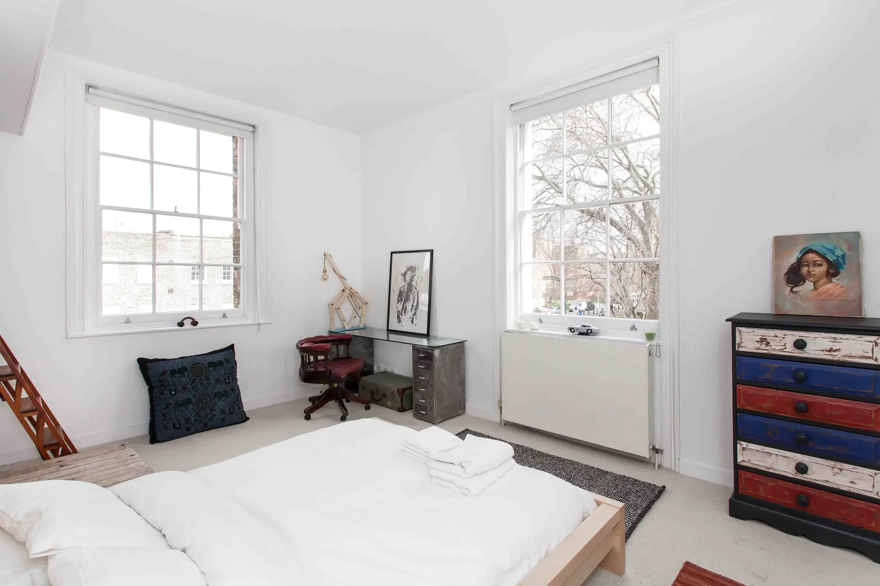 Hoxton Mid Century Apartment, photo 8