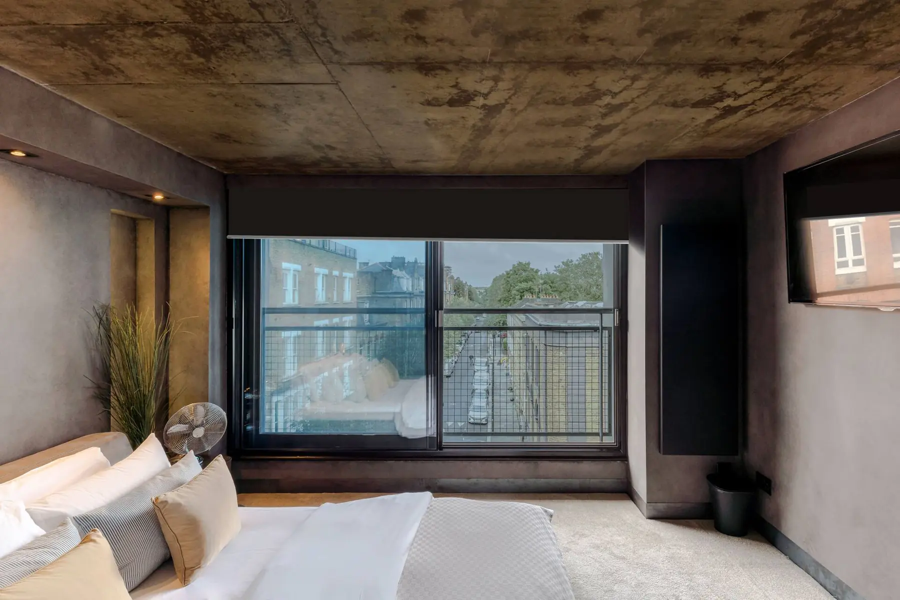 Shoreditch Skyline Penthouse, photo 12