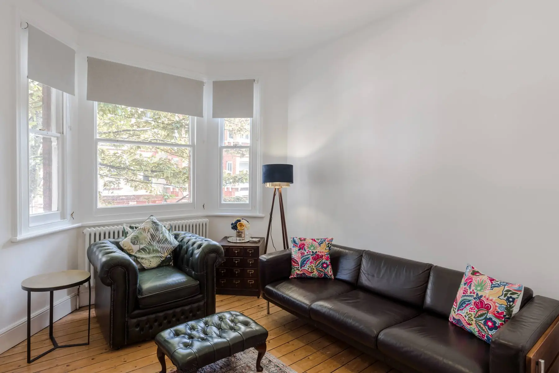 The Oval Abode, photo 4